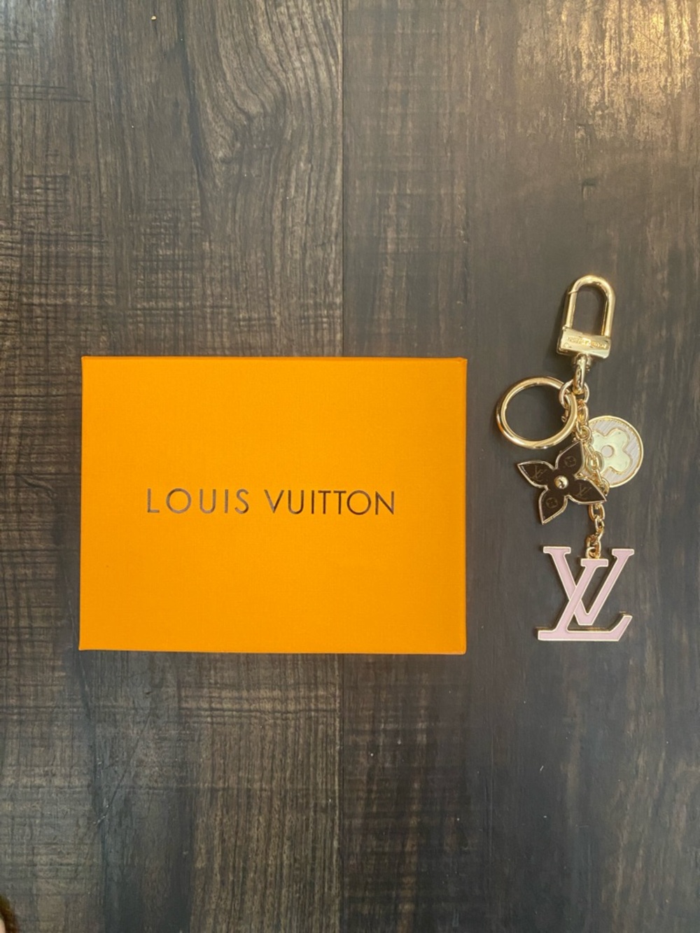 Louis Vuitton Pink & Gold Monogram LV Keychain Bag Charm - Picture 7 of 8